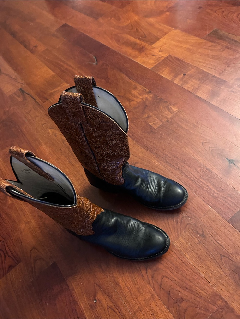 Women’s Handmade Two-Tone Western Cowboy Boots - Black & Brown
